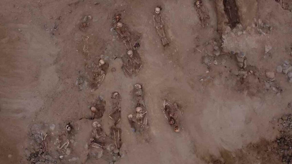 Child Sacrifice Victims Unearthed in Peru; 76 Skeletons Reveal Evidence That the Children’s Hearts Were Removed 1 Seventy-six child sacrifices were found recently as part of ongoing excavations near Huanchaco, Peru