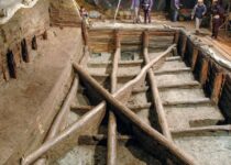 Researchers link ancient wooden structure to water ritual