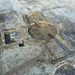 'High status' Roman villa and bathhouse found in England