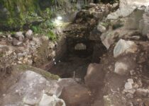 25,000-Year-Old Human and Animal DNA Found in Georgian Cave