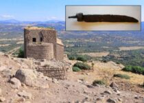 1,300-year-old machete and ax unearthed in Turkey