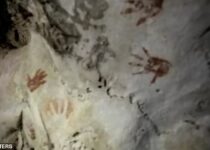 1,200-year-old handprints on cave wall 'are from mysterious Mayan ritual