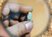 Bizarre Finding of a Swiss Ring Watch in a Sealed Ming Dynasty Tomb