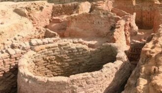 Ancient Egyptian silos and administrative buildings uncovered at Kom Ombo in Egypt’s Aswan