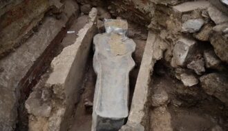 Ancient tombs discovered at Notre-Dame Cathedral during scaffolding works