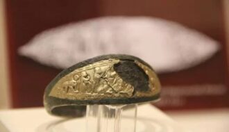 Rare Hittite bracelet, 3300 years old, found by a farmer