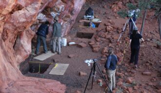 Ancient campfire in Western Desert at least 50,000 years old, archaeologists say