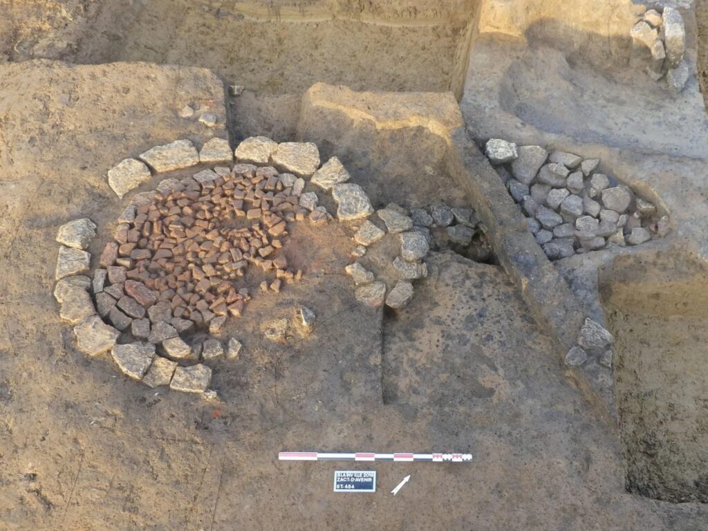 A domestic oven was unearthed in the Iron Age settlement.