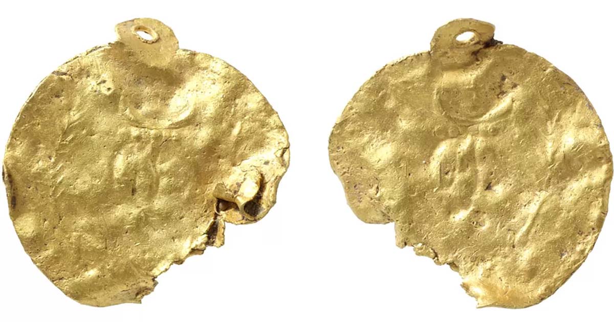 ancient Roman earrings