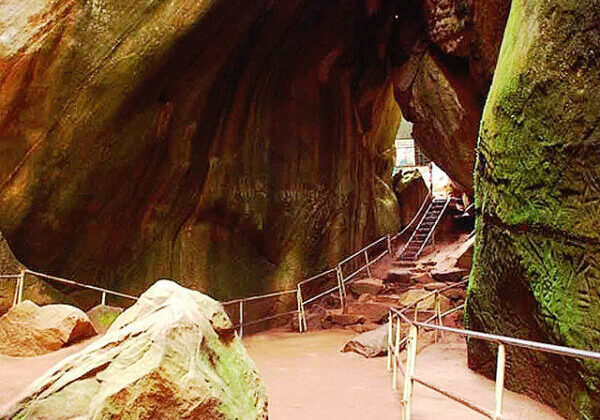 Evidence of Ancient Civilization from 6,000 BCE Can Be Found in Kerala’s Edakkal Caves